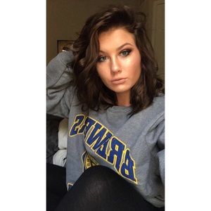 Meet your Posher, Izabela